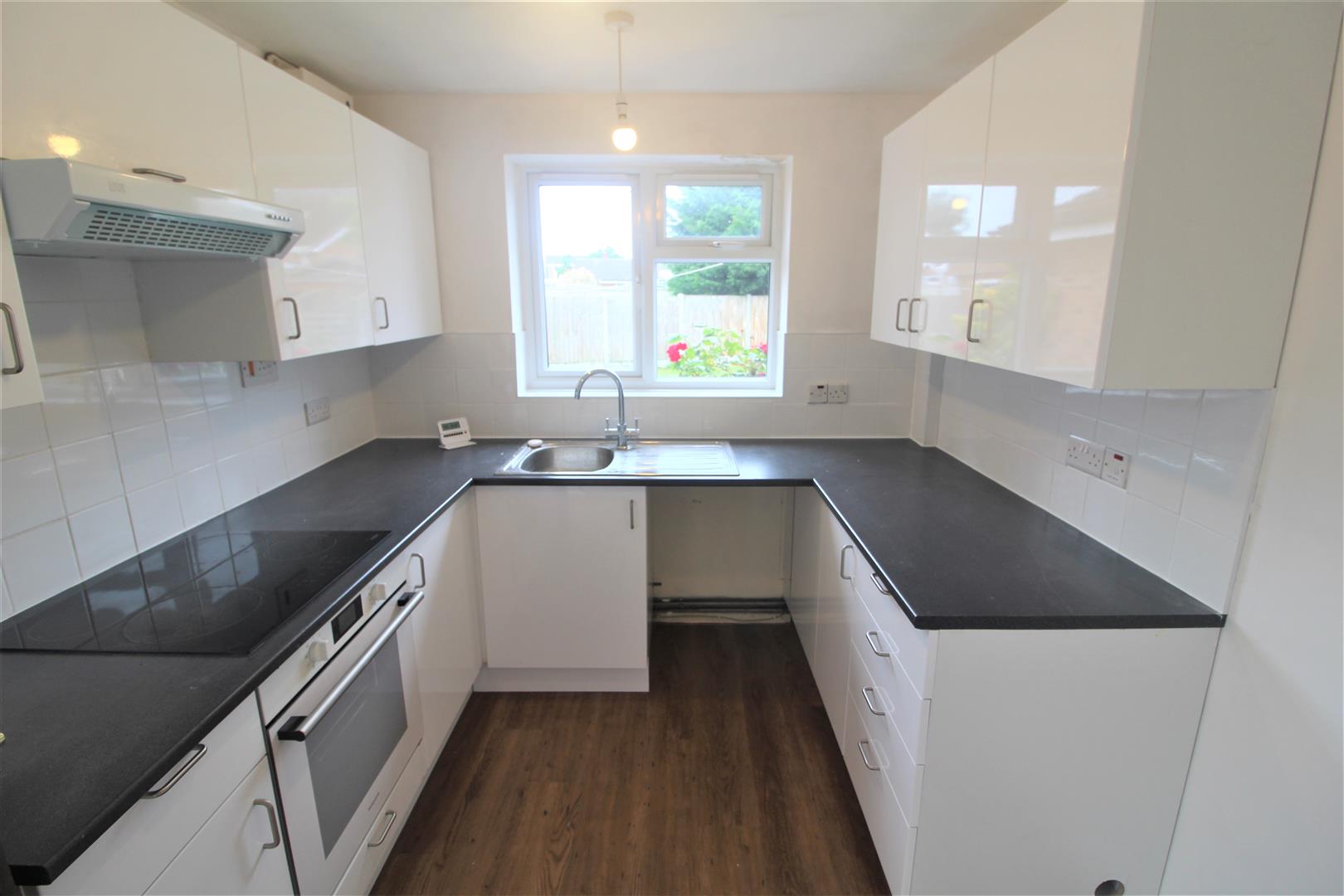 3 Davies Drive, Shrewsbury, SY4 5YW To Let